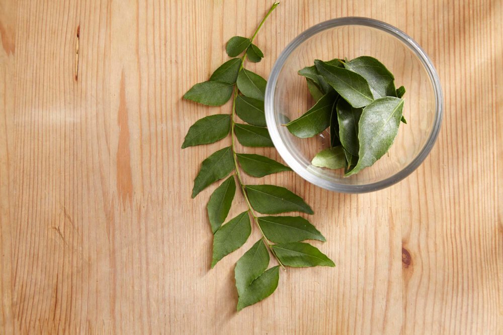 Health Benefits of Curry Leaves | Nutritional & Medicinal Uses