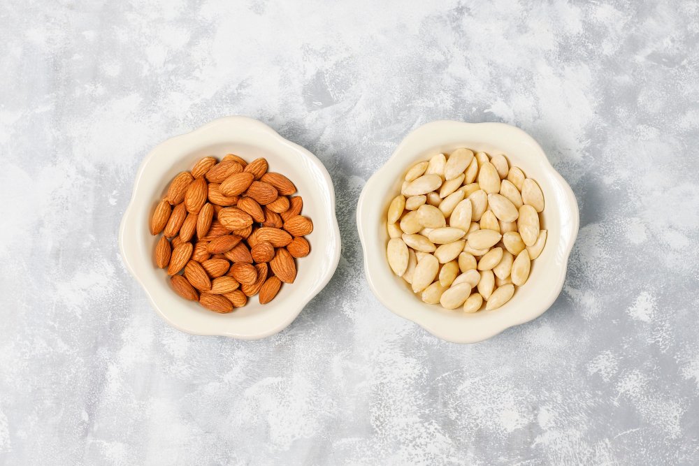 Soaked vs. Raw Almonds: The Healthier Choice for Weight Loss & Wellness